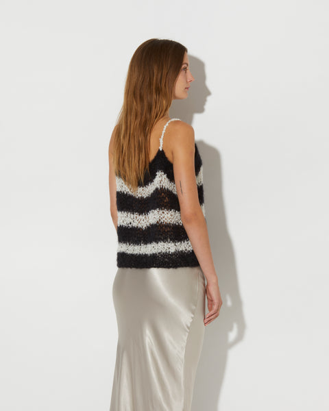 boucle mix top