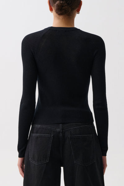 juno featherweight sweater