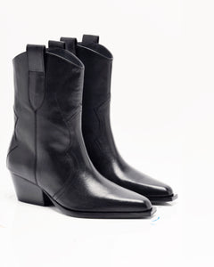 cat nap cowboy boot