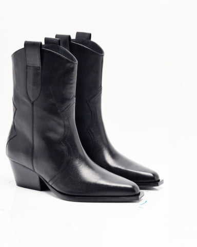 cat nap cowboy boot