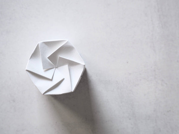 white pearl tuberose candle