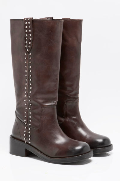 blazing saddles pull on boot