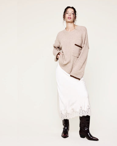 silky skirt with lace trim
