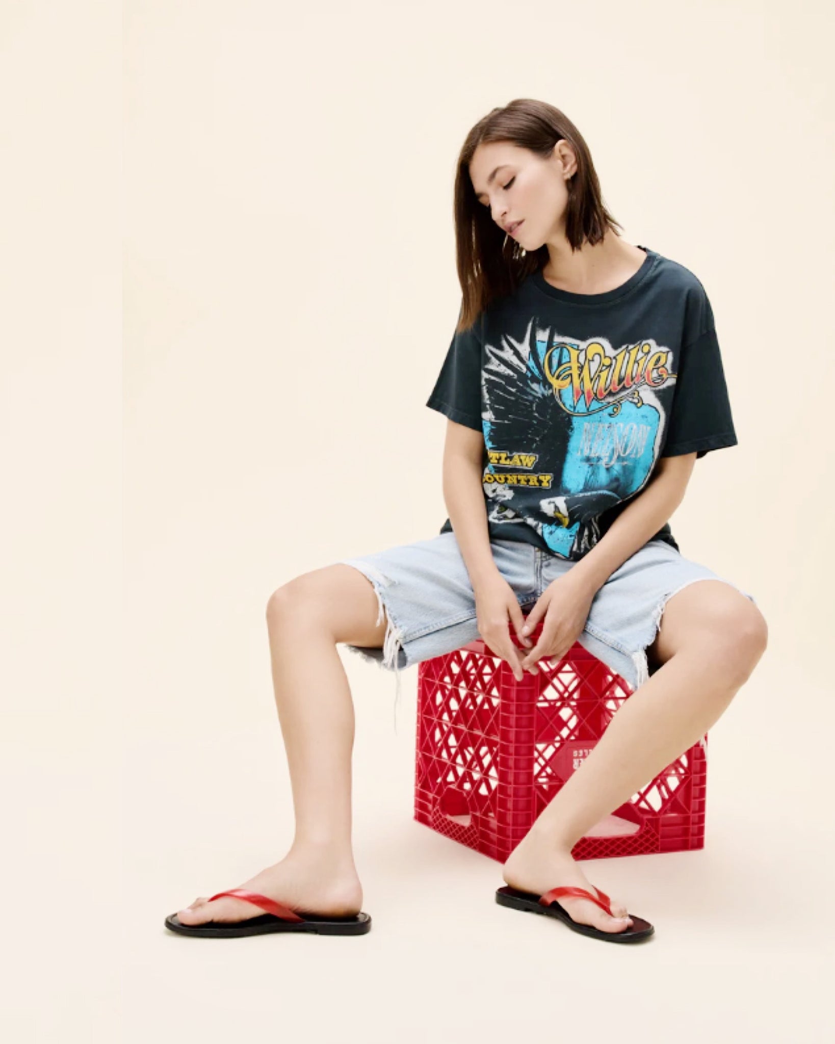 willie nelson outlaw tee