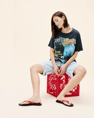 willie nelson outlaw tee