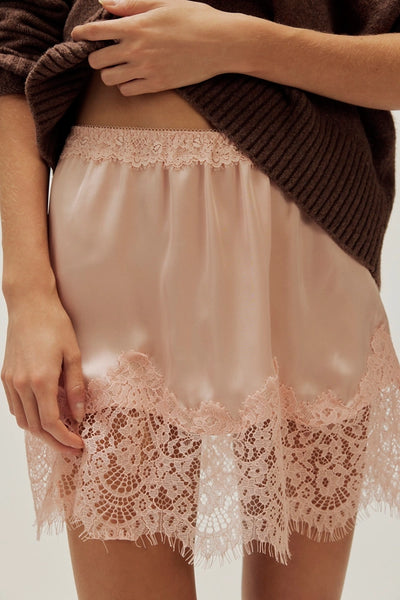 meet in the middle skirt