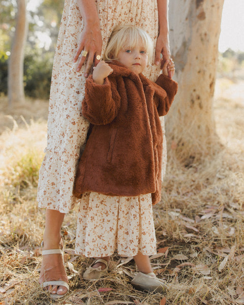 eloise fur coat