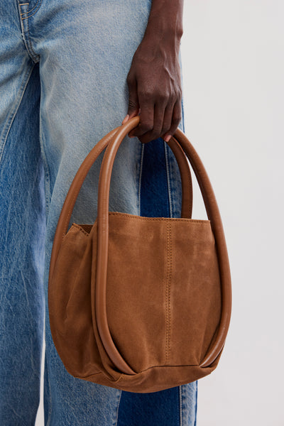 barlow bucket bag