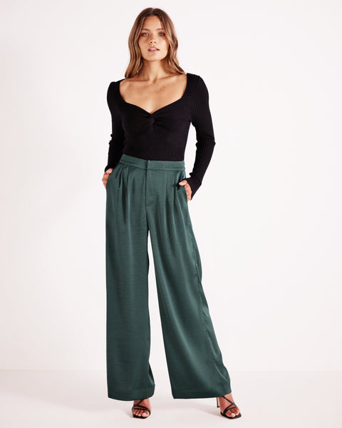 sienna twist front sweater