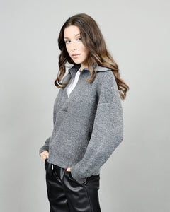 mayla v neck pullover