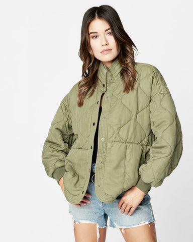 dropshoulder quilted jacket