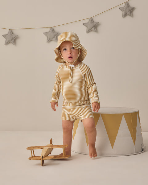 finn rashguard short set