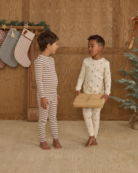 skiers organic pajama set