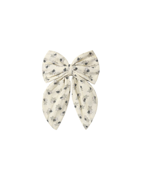 oversized bow