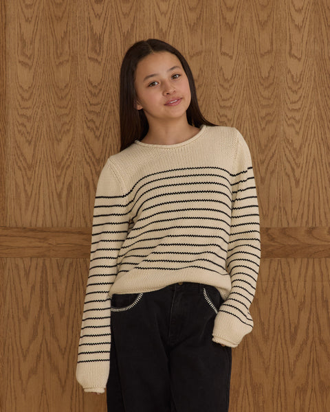 teen round neck sweater