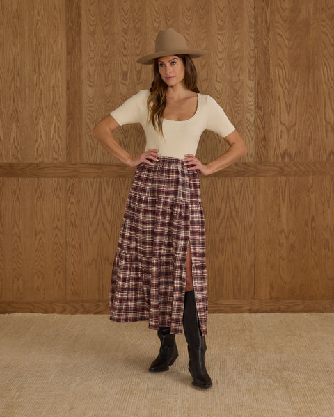 women's scallop tee