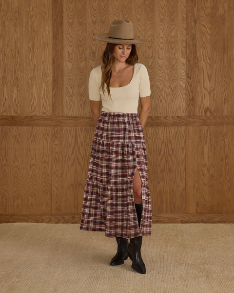 women's scallop tee