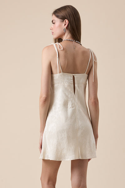 tie shoulder dress