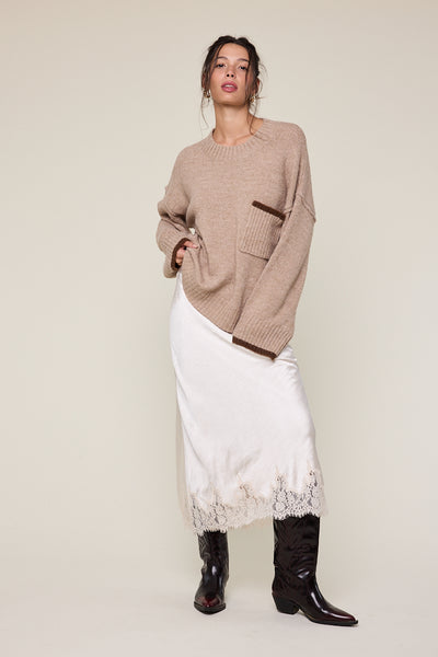 silky skirt with lace trim