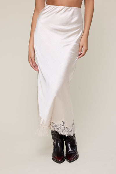 silky skirt with lace trim