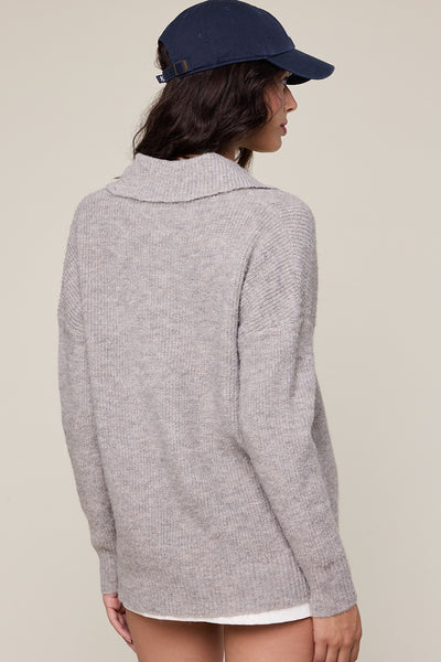 wide collar knit cardigan