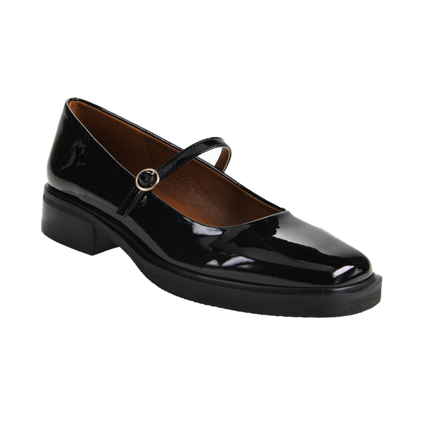 sonia patent shoe