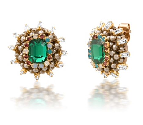 pearl and emerald earring