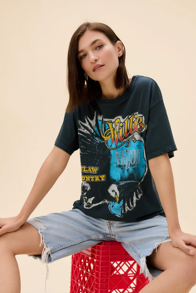 willie nelson outlaw tee