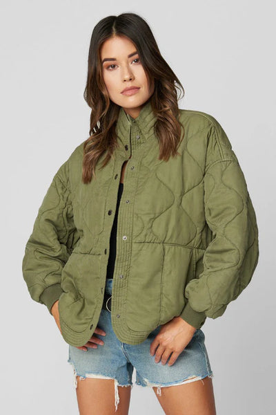 dropshoulder quilted jacket