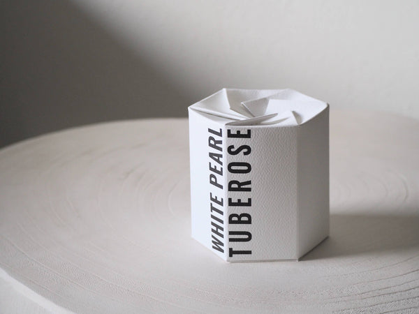 white pearl tuberose candle