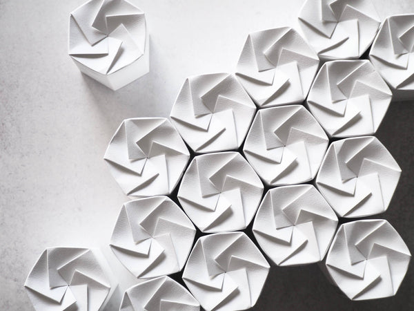 white pearl tuberose candle