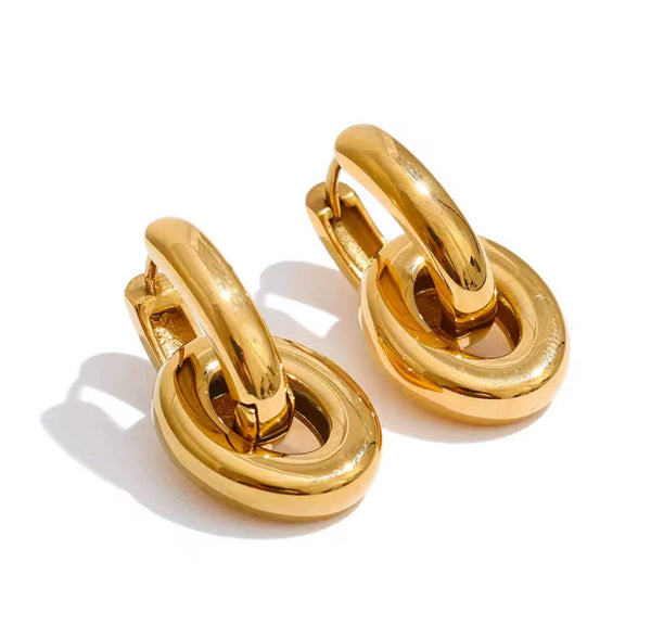 oval charm on oval huggies