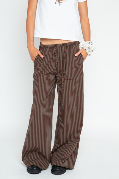 neve trousers
