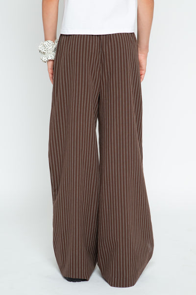 neve trousers