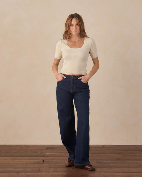women's scallop tee