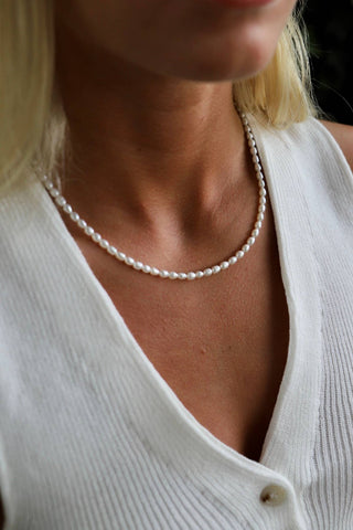 MINIATURE FRESHWATER PEARL NECKLACE