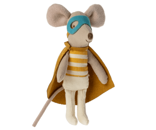 super hero mouse - little brother in matchbox